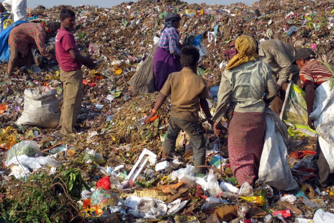 trash india